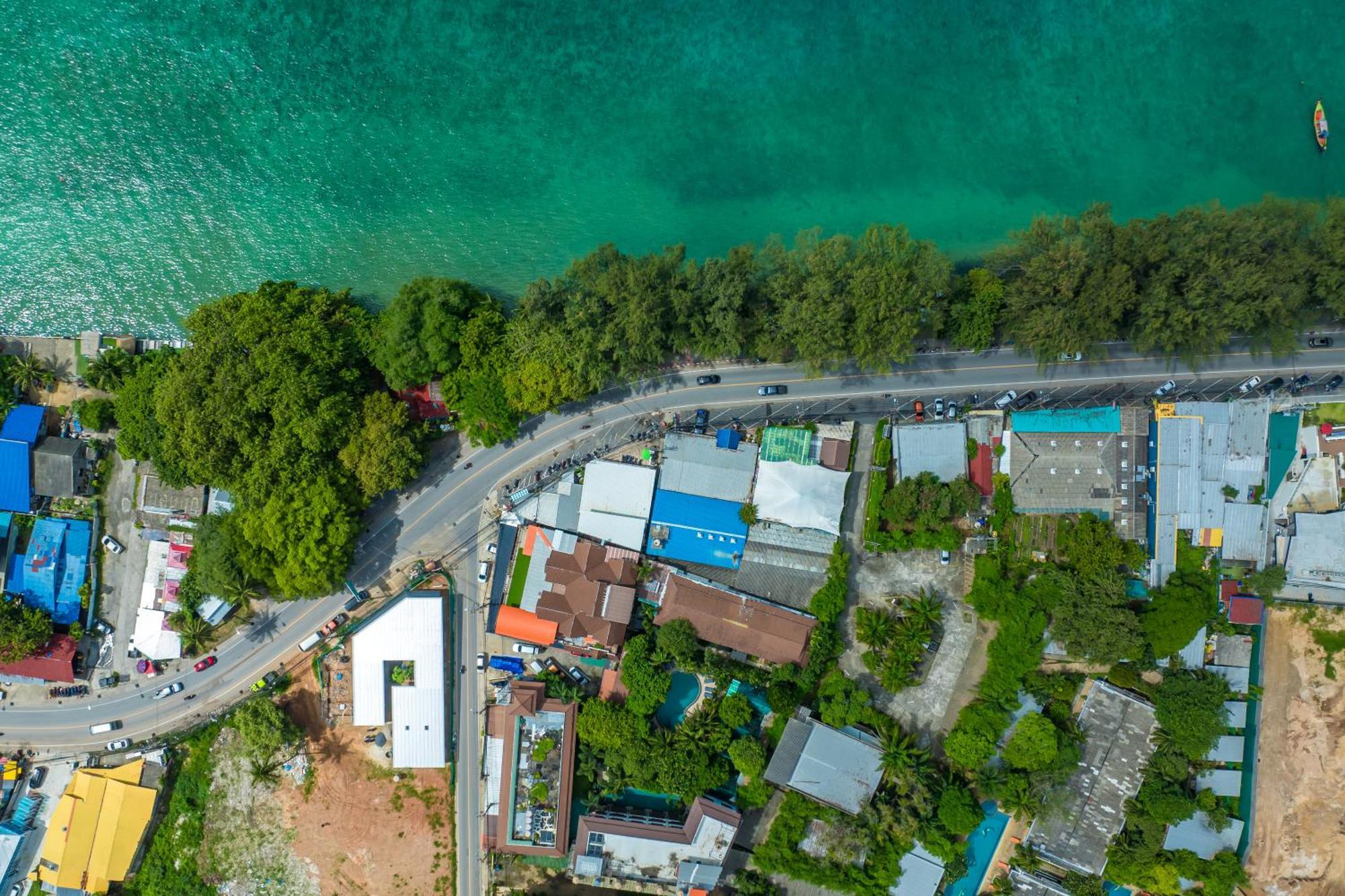 Phuket Meet Holiday Hotel 普吉岛相遇花园度假酒店 Rawai Bagian luar foto