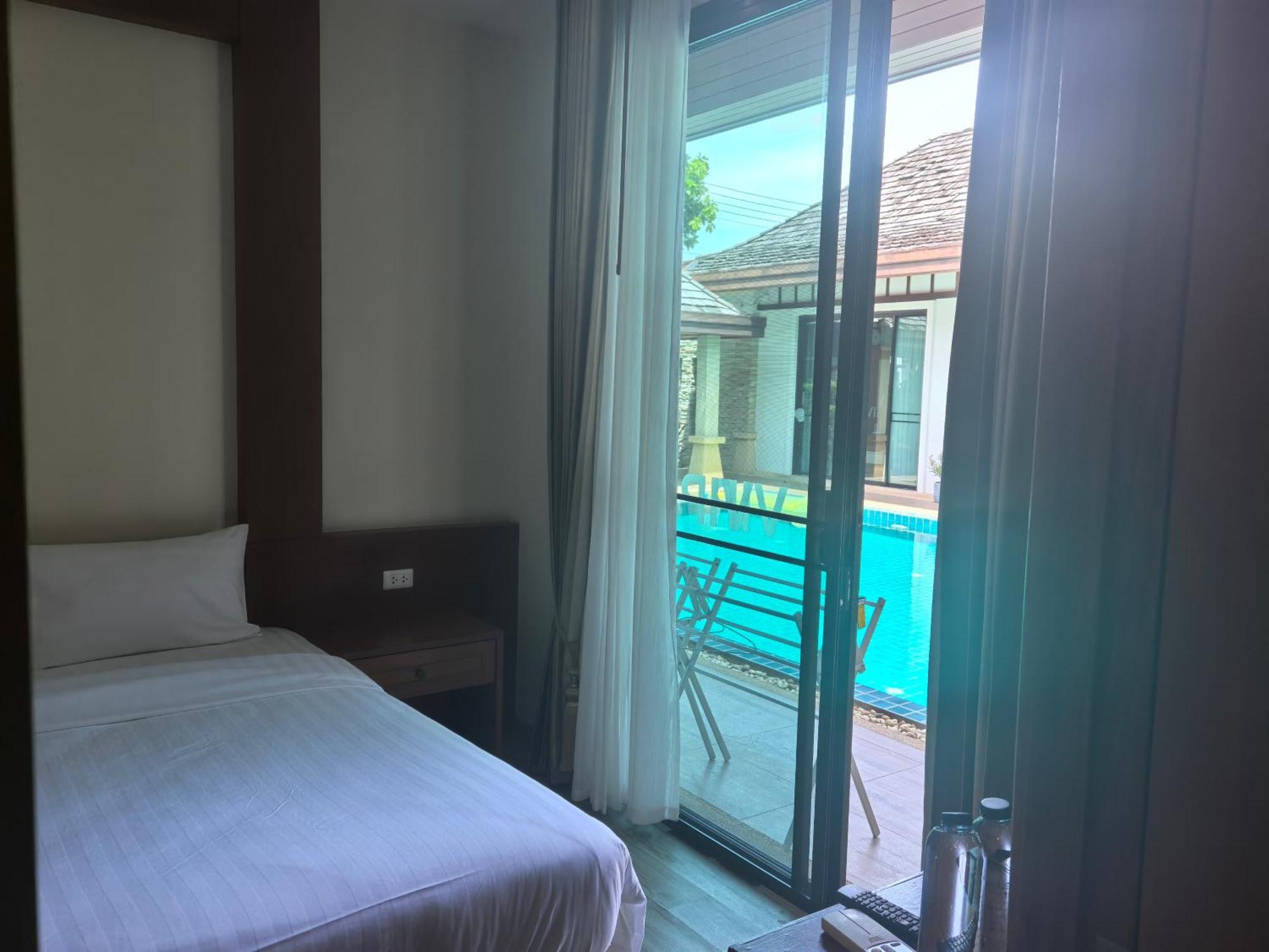 Phuket Meet Holiday Hotel 普吉岛相遇花园度假酒店 Rawai Bagian luar foto