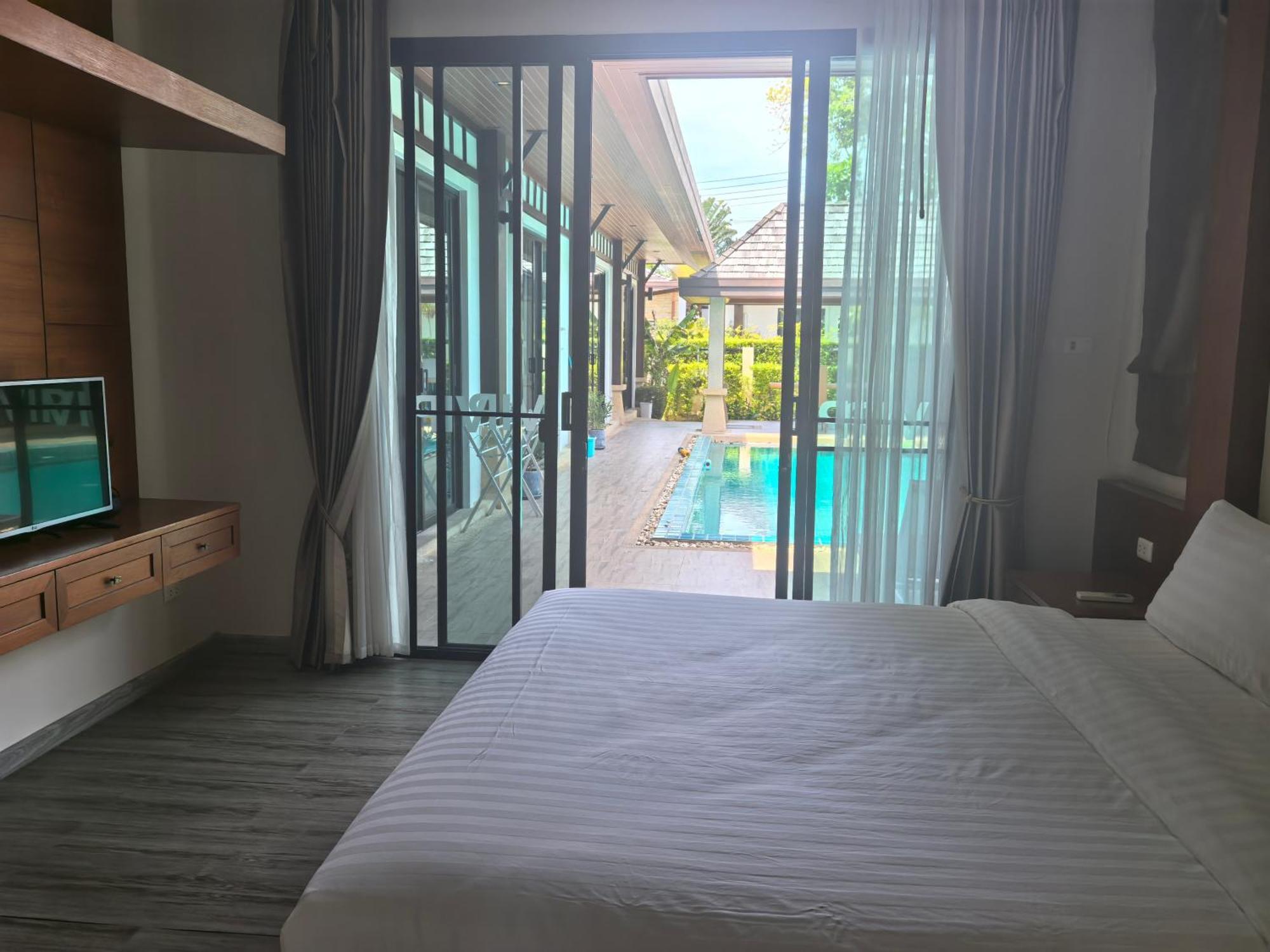 Phuket Meet Holiday Hotel 普吉岛相遇花园度假酒店 Rawai Bagian luar foto