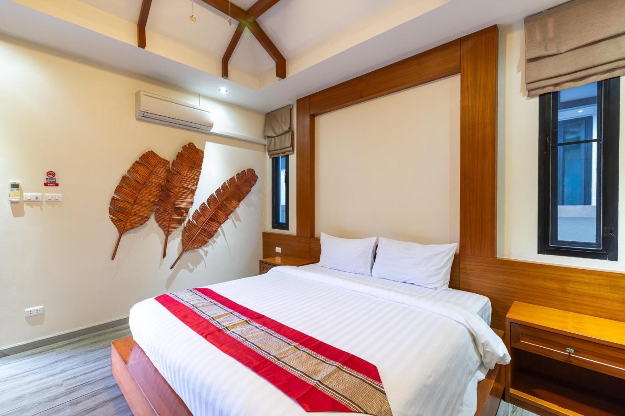 Phuket Meet Holiday Hotel 普吉岛相遇花园度假酒店 Rawai Bagian luar foto
