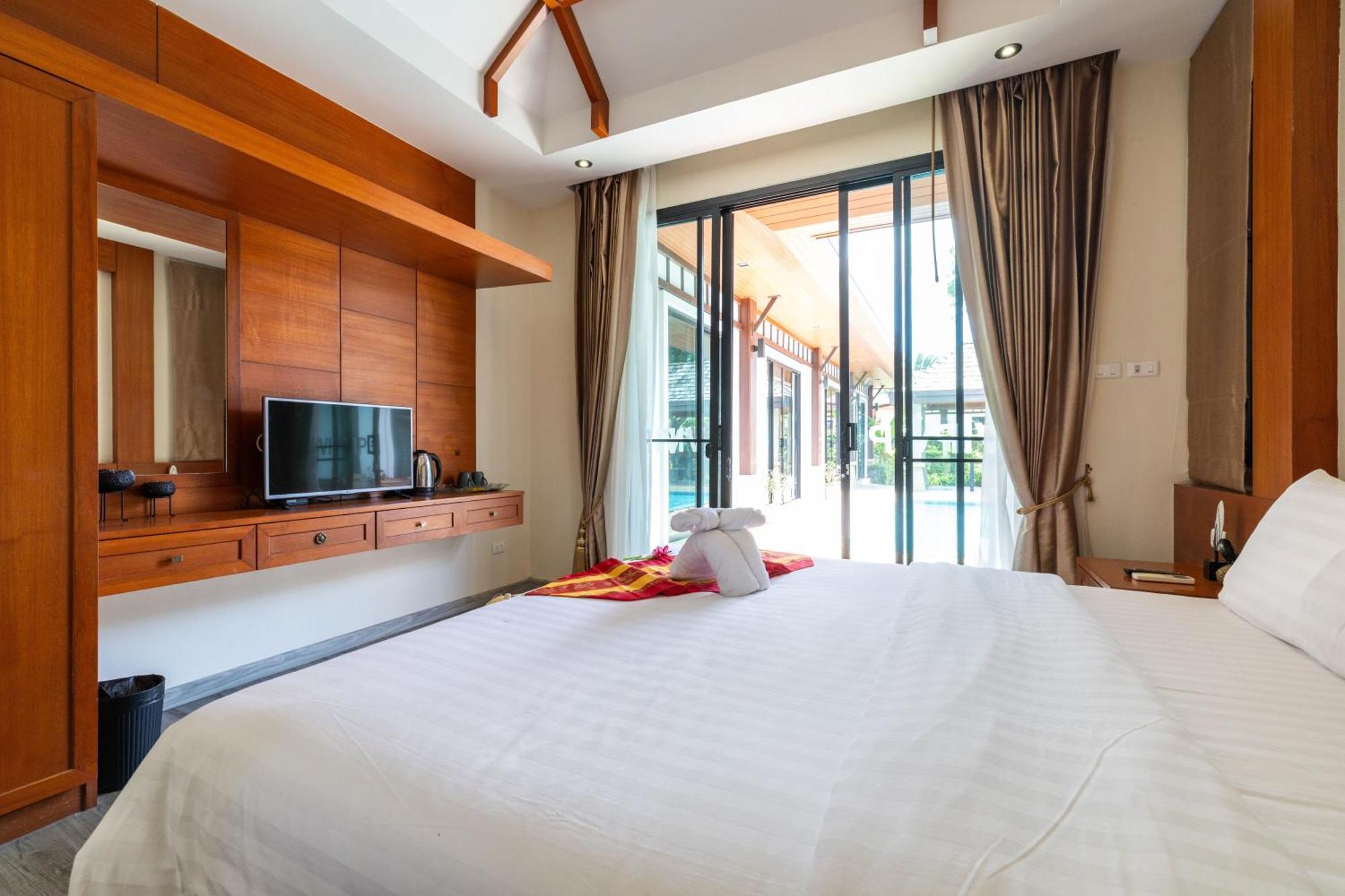 Phuket Meet Holiday Hotel 普吉岛相遇花园度假酒店 Rawai Bagian luar foto